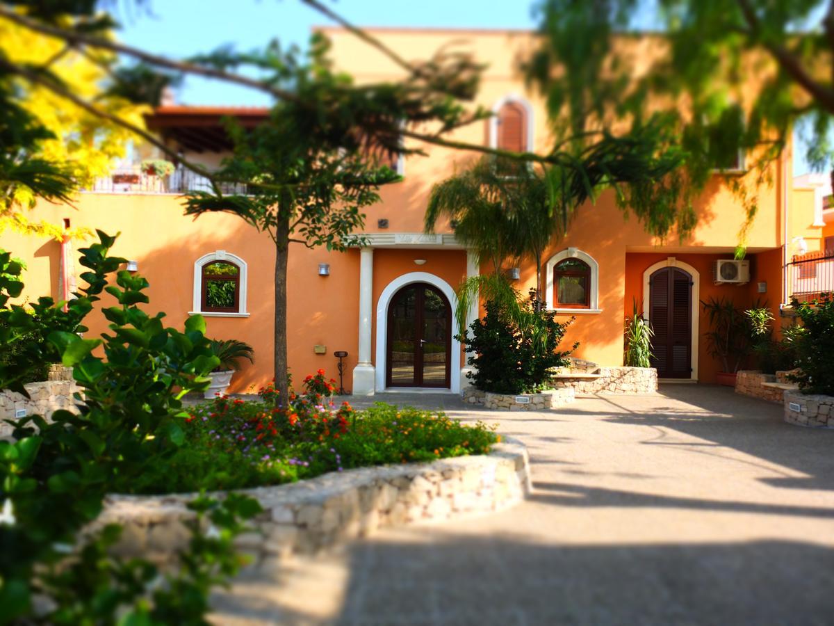 Villa Musica Sannicola Exterior foto