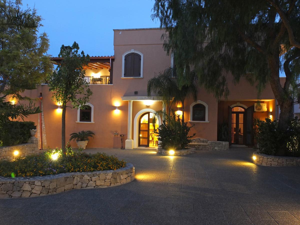 Villa Musica Sannicola Exterior foto